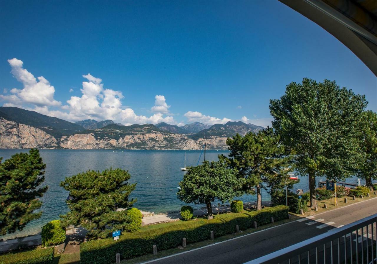 Апартаменти Val Di Sogno Grand View Мальчезіне Екстер'єр фото